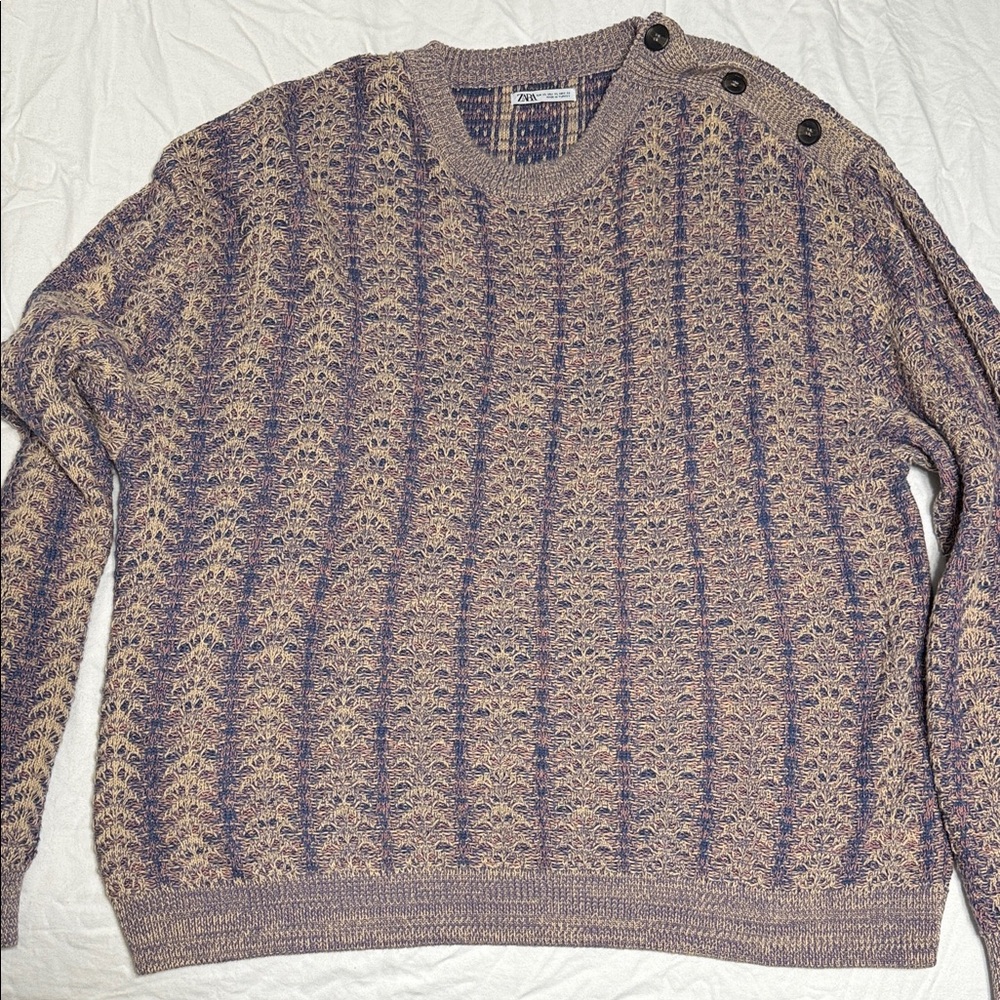 Zara Men's Purple and Beige Crewneck Sweater